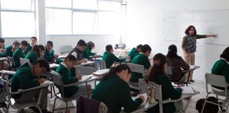 Estudiantes en México obtienen los resultados más bajos en PISA desde 2009