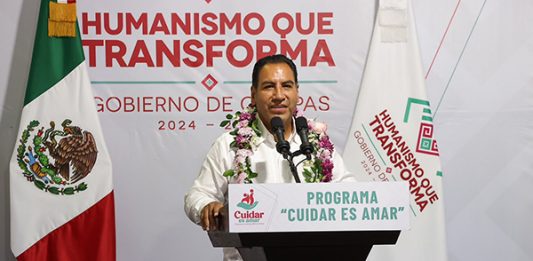 Eduardo Ramírez lleva Cuidar es Amar a familias de Tapachula