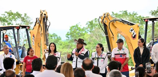 En Acala, Eduardo Ramírez inicia construcción de telebachillerato, anuncia Unidad Deportiva y entrega apoyos al campo