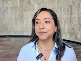 Banquetas y espacios públicos excluyen a adultos mayores en Chiapas