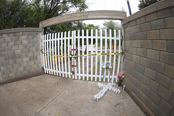 Familiares y comunidad escolar despiden a subdirectora asesinada en ataque en México