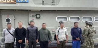 Rescatan a 6 migrantes frente a Puerto Chiapas